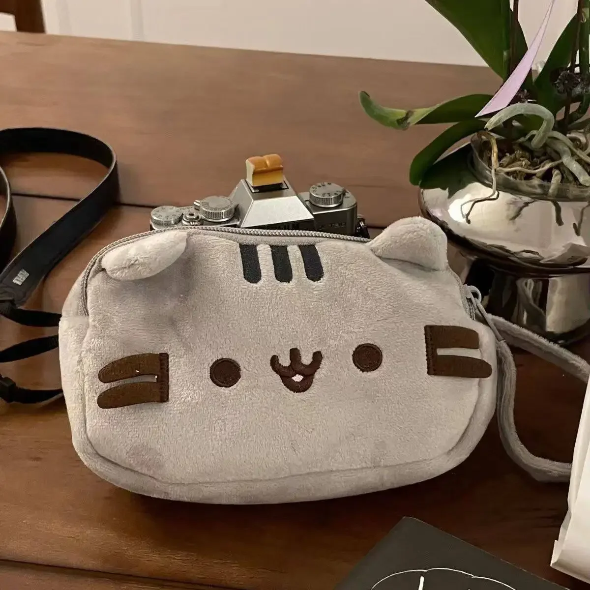 Милый пенал с изображением кот – обзор и цена Luggage Cover Protector